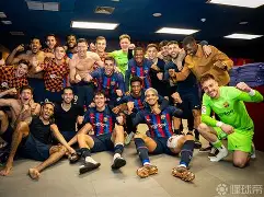 葡超赛后走向成谜，巴塞罗那更衣室发声，话题不断，临场指挥获称赞(梅西为什么返回巴塞罗那)