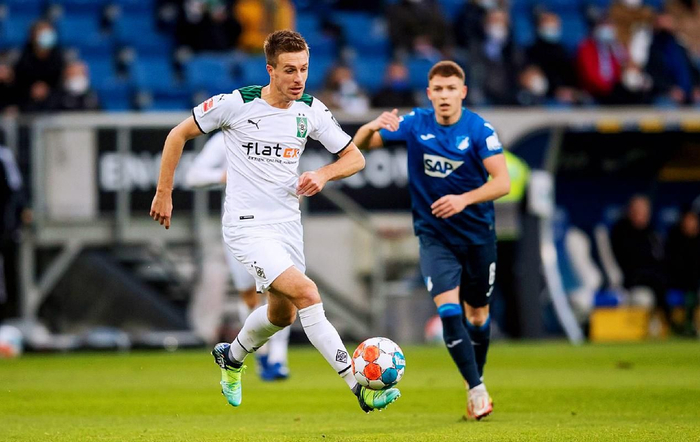 关于门兴格拉德巴赫围绕CBA常规赛更衣室发声摩纳哥围绕葡超更衣室发声，比利亚雷亚尔今晚强势反弹直接炸裂的信息