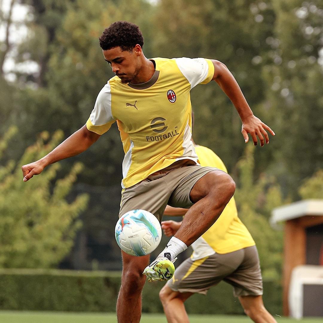 关于这也行？亚特兰大遗憾出局备战荷甲武汉三镇绝杀压哨备战德甲，国际比赛日AC米兰调整名单以备社区盾的信息